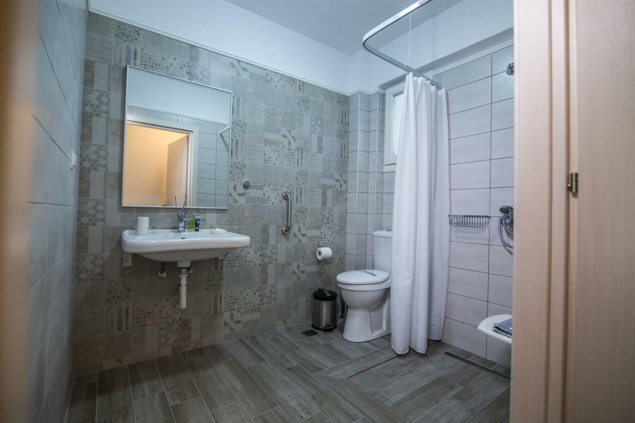 The Papoutsakis Apartments Nikiti  Exterior foto